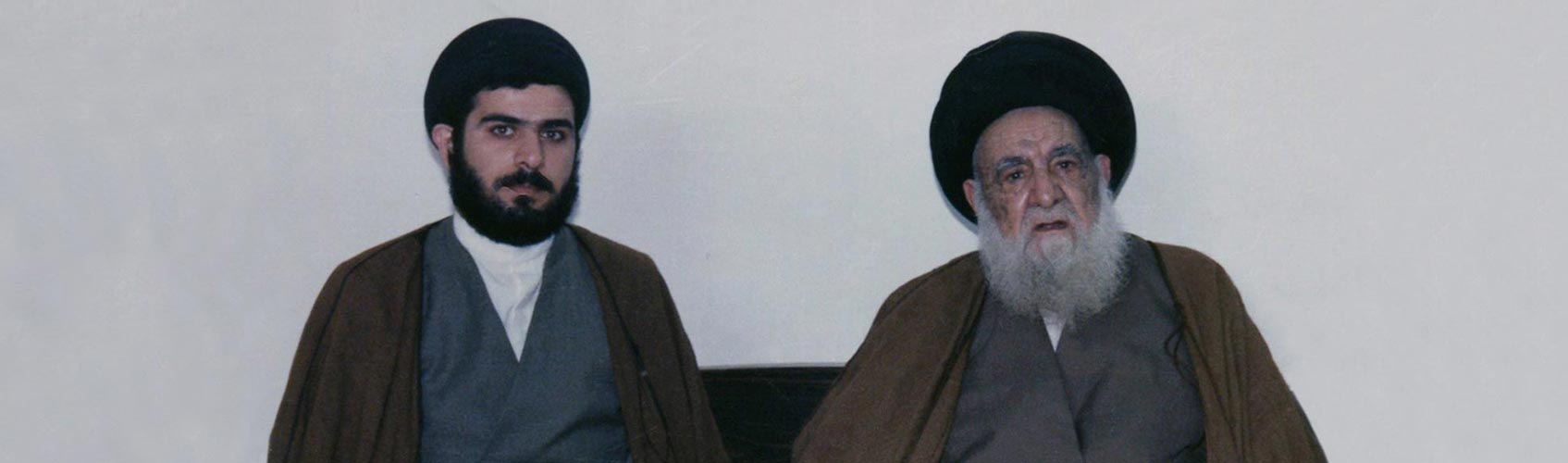 السيد عبدالمجيد الخوئي مع والده الإمام الخوئي